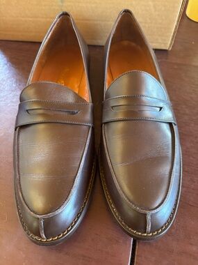 Eddie Bauer NWT original box women’s made in Italy brown Penny loafer